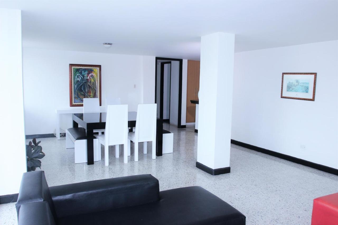Eslait Hotel & Apartamentos 巴兰基亚 外观 照片