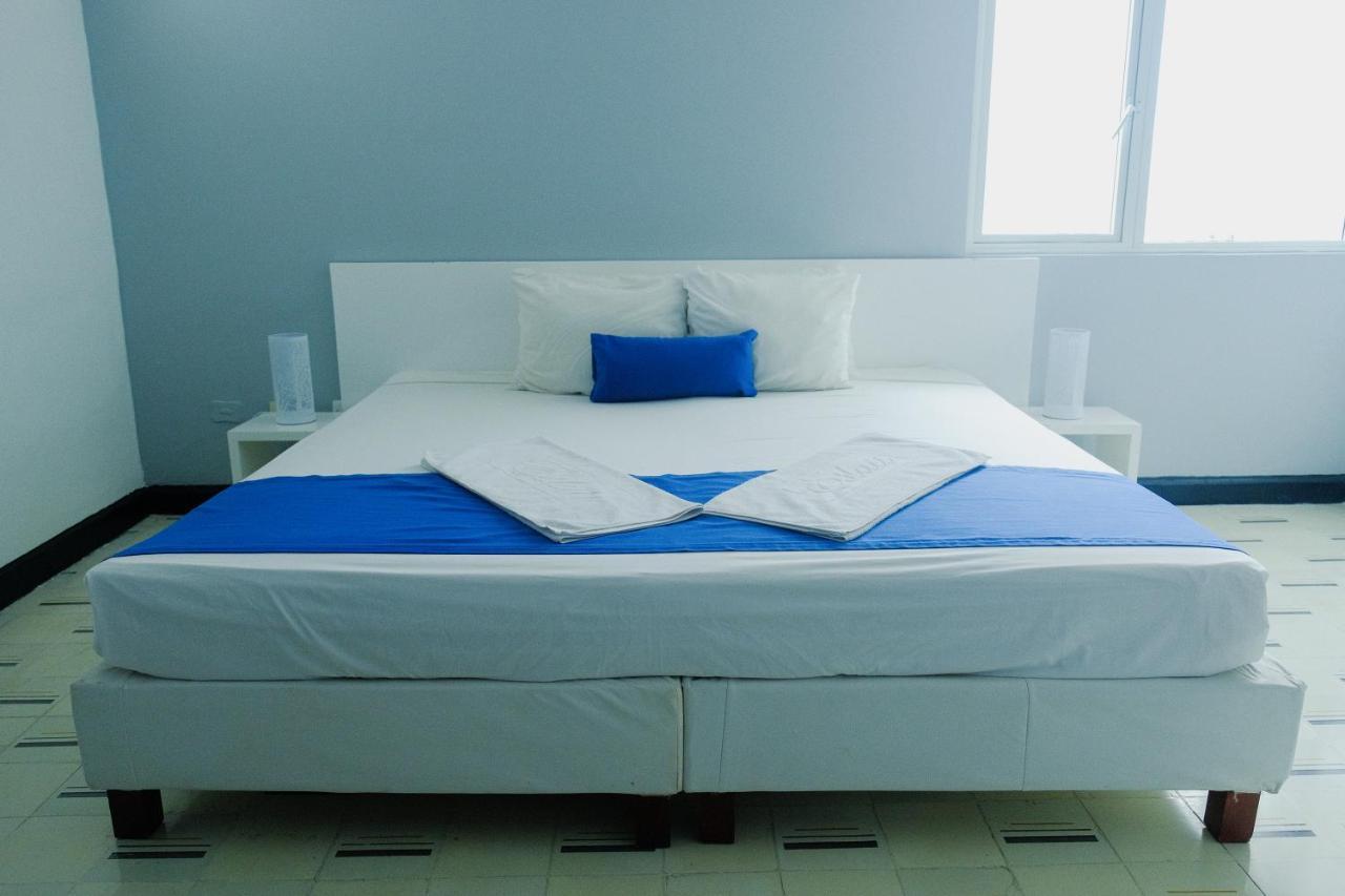 Eslait Hotel & Apartamentos 巴兰基亚 外观 照片